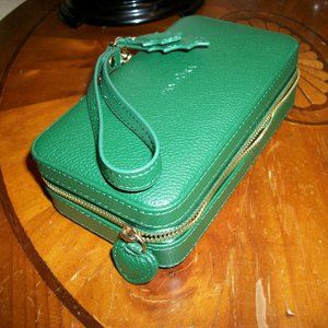 NWOT Green 3 pc Pandora Jewelry Traveling Case